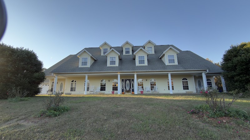 The Abbé House Inn - Event Venue in Heber Springs, Arkansas
