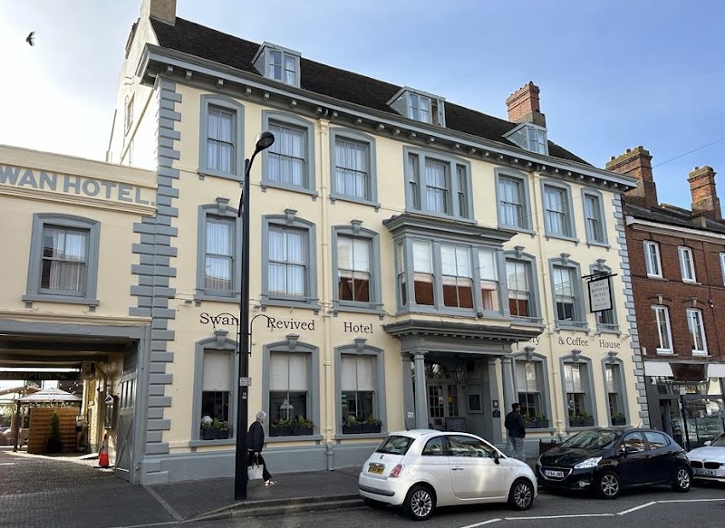 Swan Revived Hotel - Event Venue in Newport Pagnell, Milton Keynes