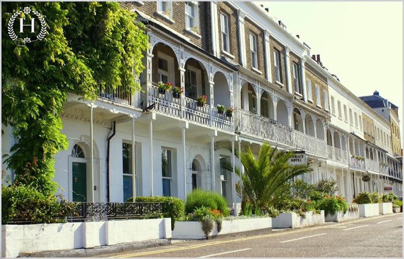 Hamiltons Boutique Hotel - Accommodation & Tea Room - Southend on Sea - Event Venue in Southend-on-Sea, England