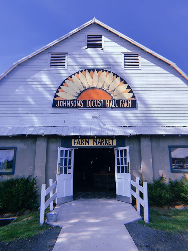 Tomasello Winery Tasting Room at Johnson's Locust Hall Farm - Event Venue in Springfield, New Jersey