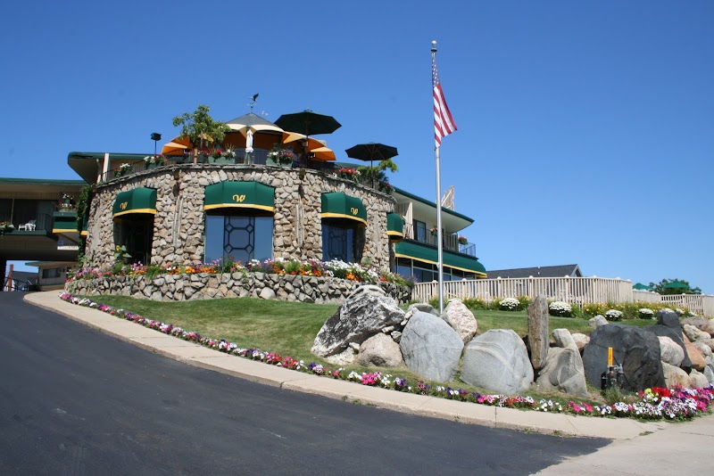 Weathervane Terrace Inn & Suites - Event Venue in Charlevoix, Michigan