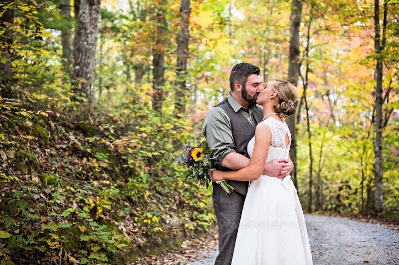 Scatterridge Lodge - Gatlinburg, TN Weddings - Event Venue in Sevierville, Tennessee