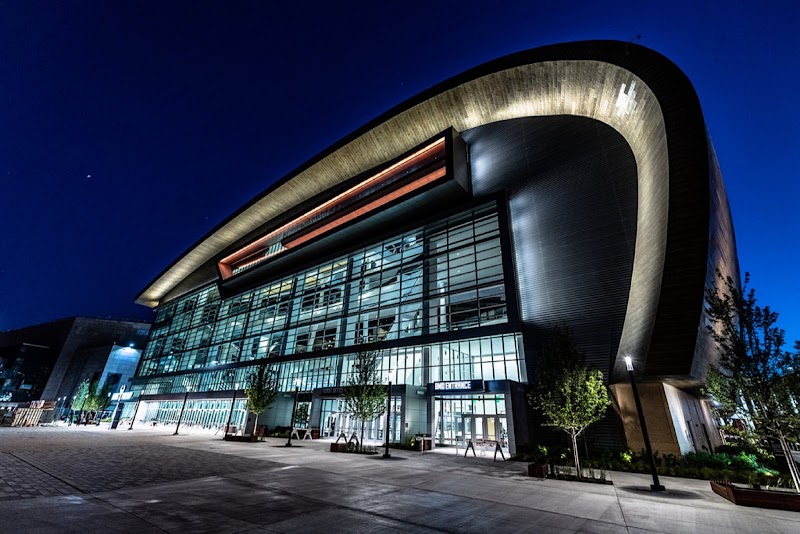 Holiday Inn Milwaukee Riverfront by IHG - Event Venue in Milwaukee, Wisconsin