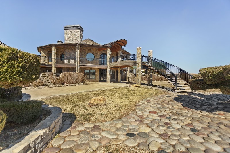 Round Rock Retreat & Venue - Event Venue in Pampa, Texas