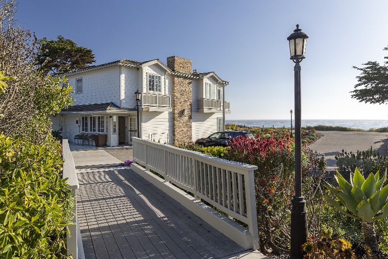 Pelican Inn & Suites - Event Venue in Cambria, California