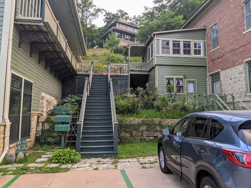Abe's Spring Street Guest House - Event Venue in Galena, Illinois