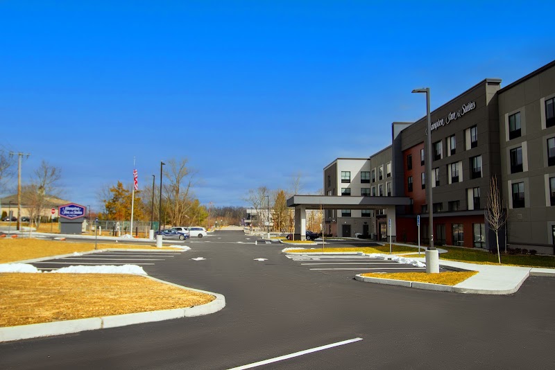 Hampton Inn & Suites North Attleboro - Event Venue in North Attleborough, Massachusetts