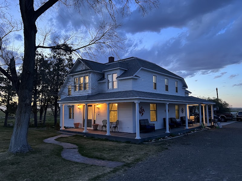 Hudson House Bed and Breakfast - Event Venue in Wheatland, Wyoming