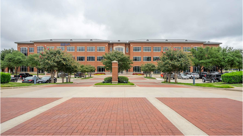 Regus - Mercantile Plaza - Event Venue in Fort Worth, Texas