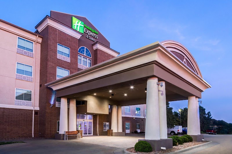 Holiday Inn Express & Suites Salina by IHG - Event Venue in Salina, Kansas