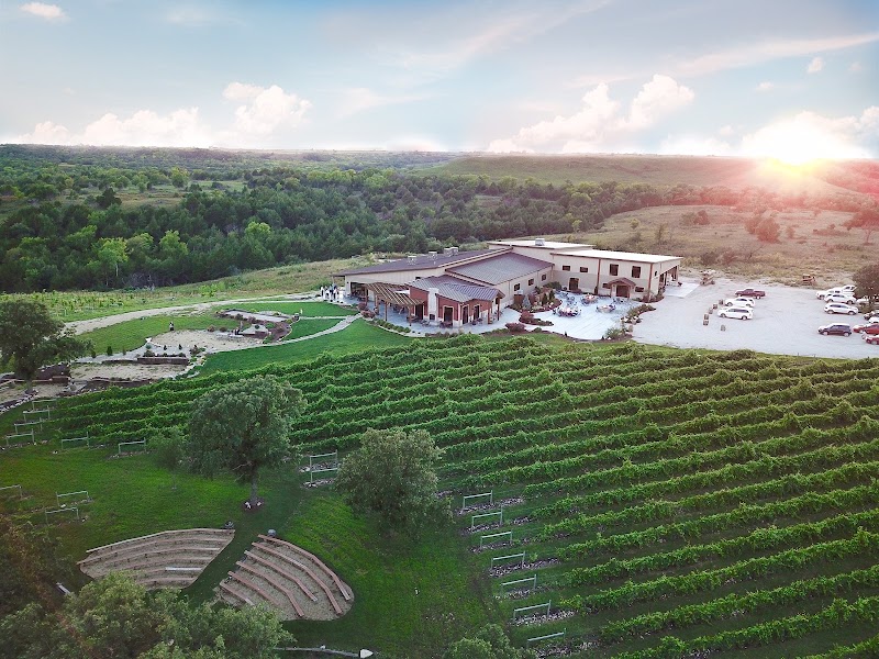 Liquid Art Winery & Restaurant - Event Venue in Manhattan, Kansas