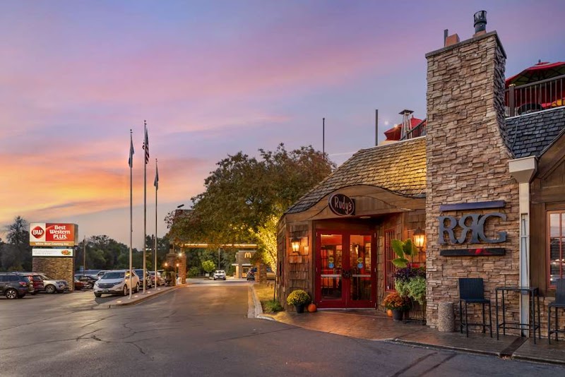 Best Western Plus White Bear Country Inn - Event Venue in White Bear Lake, Minnesota