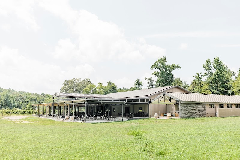Rusty Tractor Vineyards - Event Venue in Little Rock, Arkansas