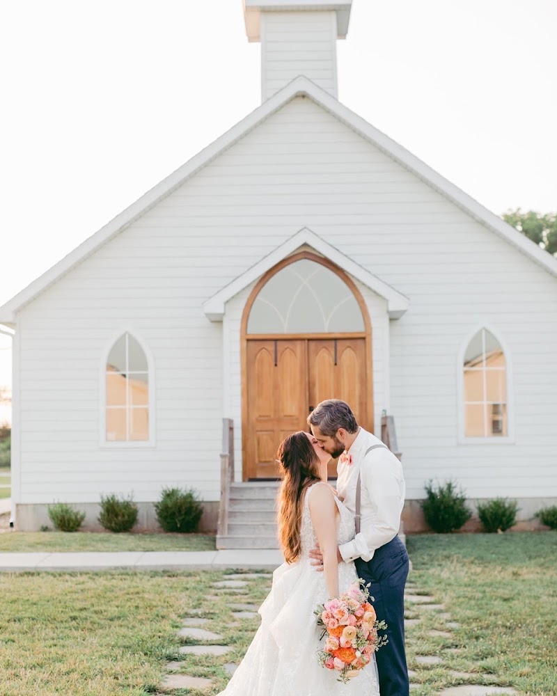 Sparrow Lane Wedding & Event Venue - Event Venue in Willard, Missouri