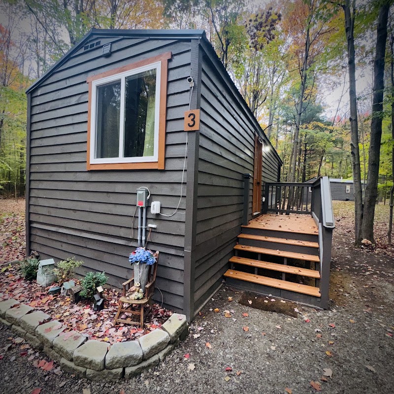 Hidden Oaks Cabin Resort - Event Venue in Birch Run, Michigan