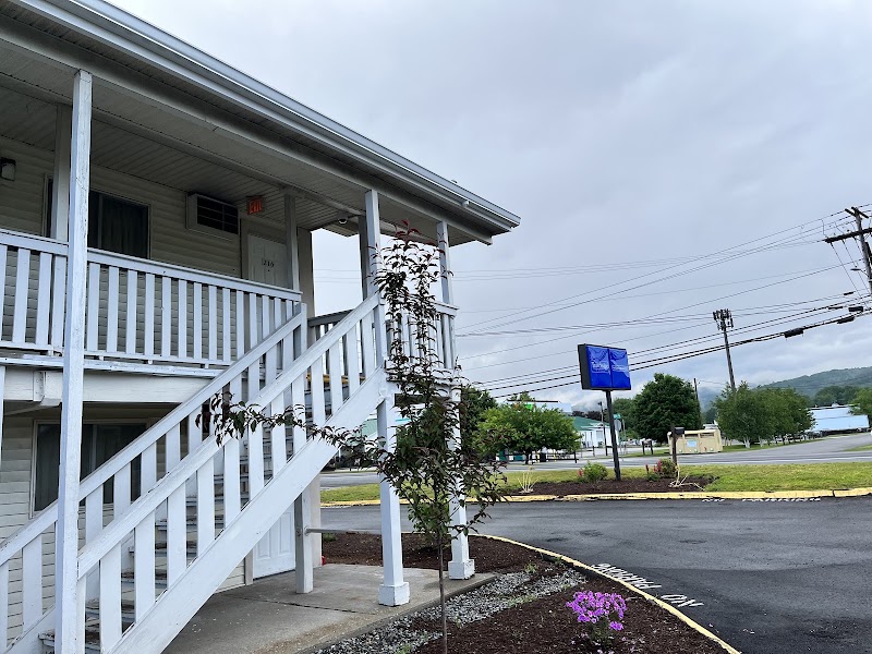 Travelodge by Wyndham Brattleboro VT - Event Venue in Brattleboro, Vermont