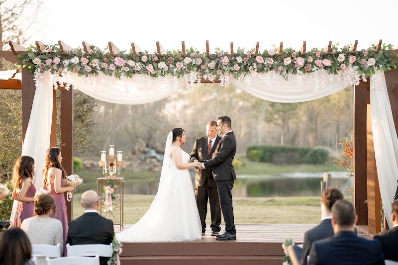 Tuscan Courtyard - Event Venue in Dickinson, Texas