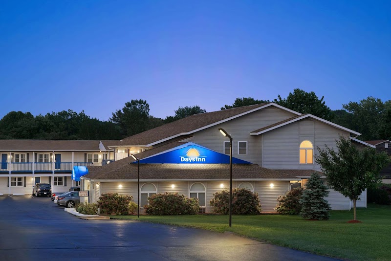 Days Inn by Wyndham Middletown/Newport Area - Event Venue in Middletown, Rhode Island