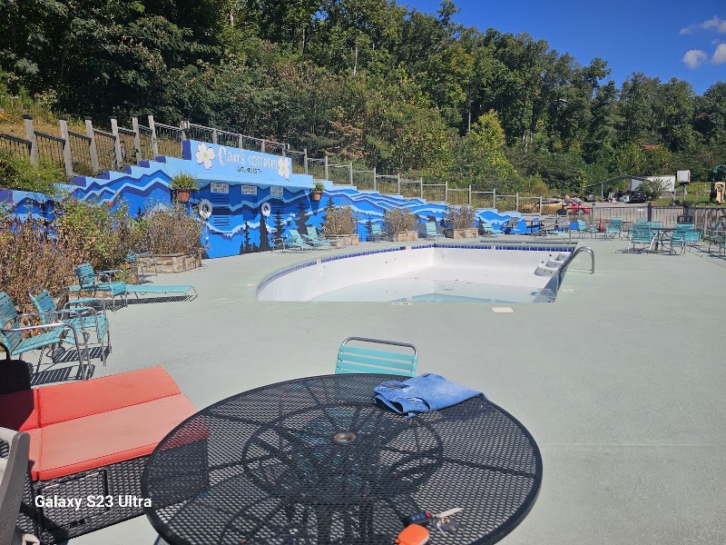 Carr's Northside Cottages & Motel - Event Venue in Gatlinburg, Tennessee
