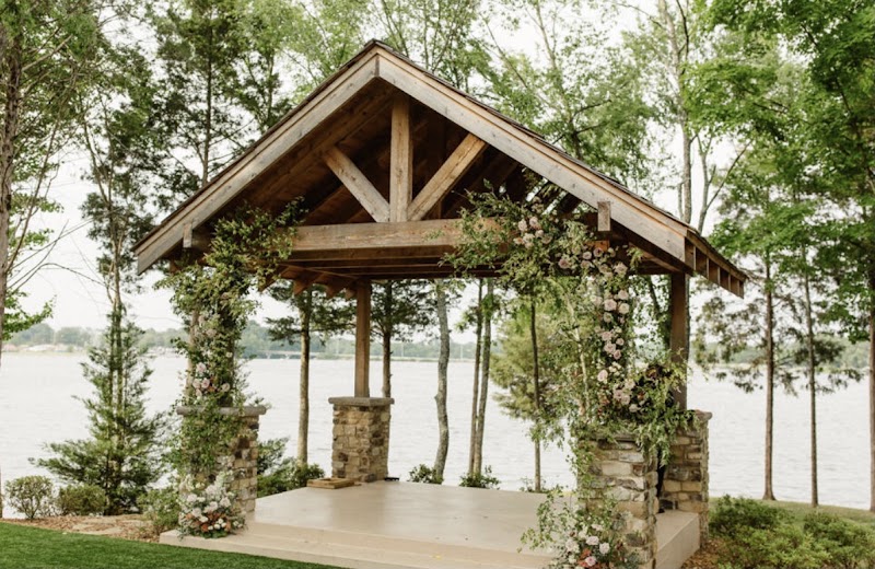 Twin Creeks Weddings and Events - Event Venue in Winchester, Tennessee
