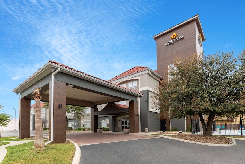 La Quinta Inn & Suites by Wyndham New Braunfels - Event Venue in New Braunfels, Texas