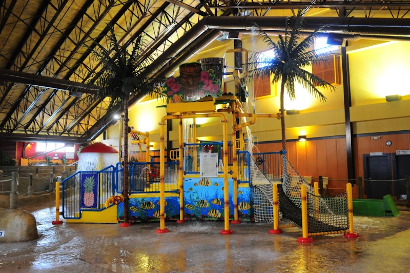 Kahuna Laguna Indoor Water Park North Conway - Event Venue in Conway, New Hampshire