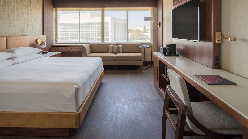 Fullerton Marriott at California State University - Event Venue in Fullerton, California