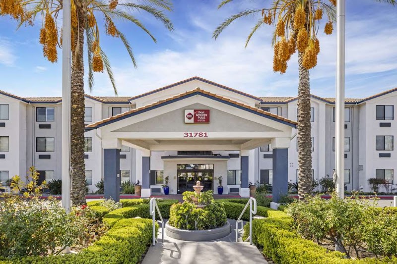 Best Western Plus Lake Elsinore Inn & Suites - Event Venue in Lake Elsinore, California