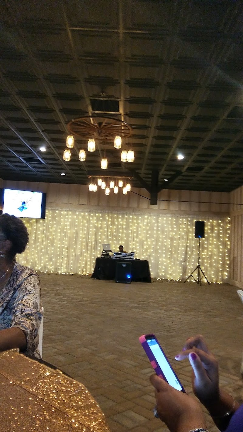 Venue 912, LLC - Event Venue in Dickson, Tennessee