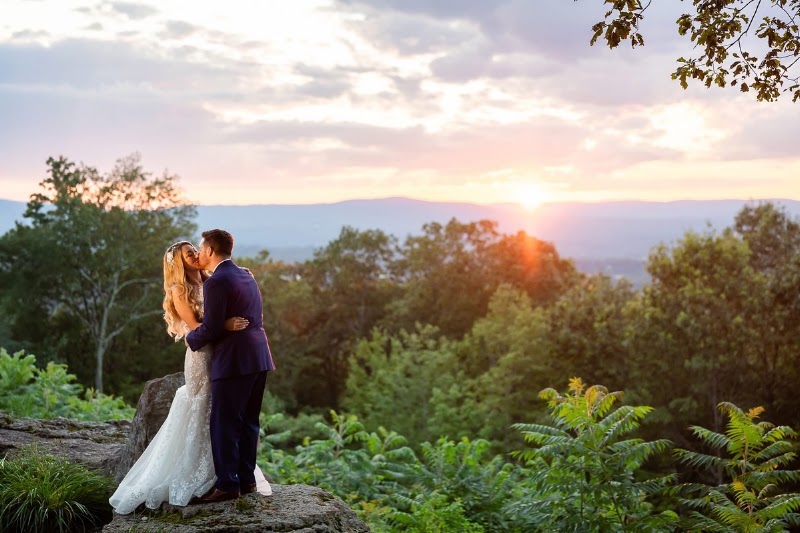 The Log Cabin - Event Venue in Holyoke, Massachusetts
