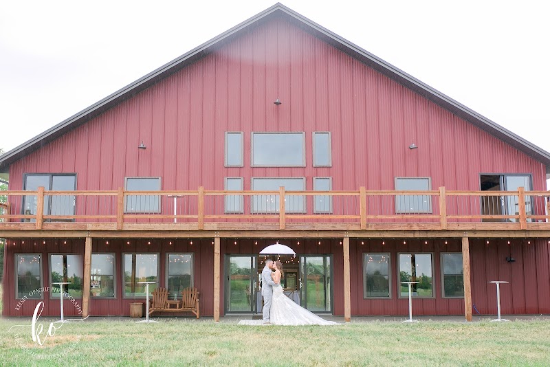 Carper Vineyard and Winery - Event Venue in Norwalk, Iowa