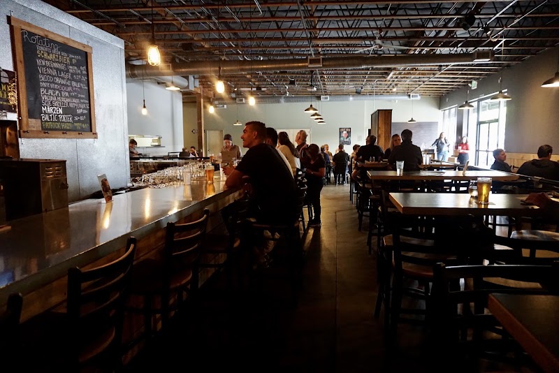 Cascadia Pizza Restaurant and Brewery - Event Venue in Bellevue, Washington