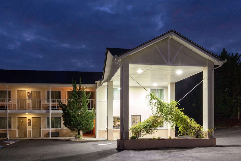 Days Inn by Wyndham Dahlonega University Area - Event Venue in Dahlonega, Georgia