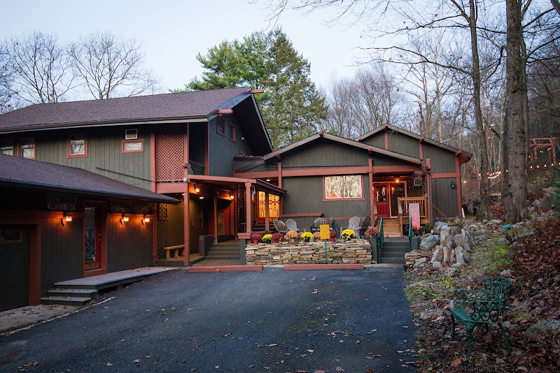The Flagstaff Lodge - Event Venue in Jim Thorpe, Pennsylvania
