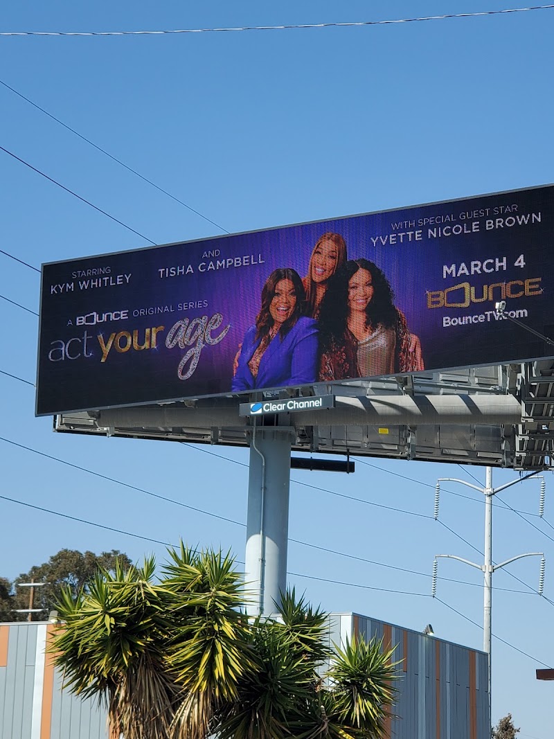 Community Center District 2 - Event Venue in Inglewood, California