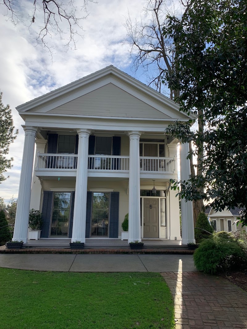 Ainsworth House & Gardens - Event Venue in Oregon City, Oregon