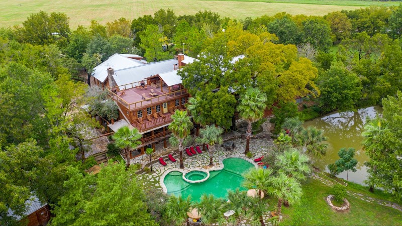 Moon River Ranch - Event Venue in Satin, Texas