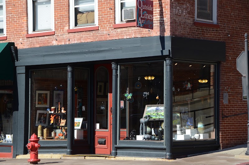Outside the Lines Art Gallery (Galena) - Event Venue in Galena, Illinois