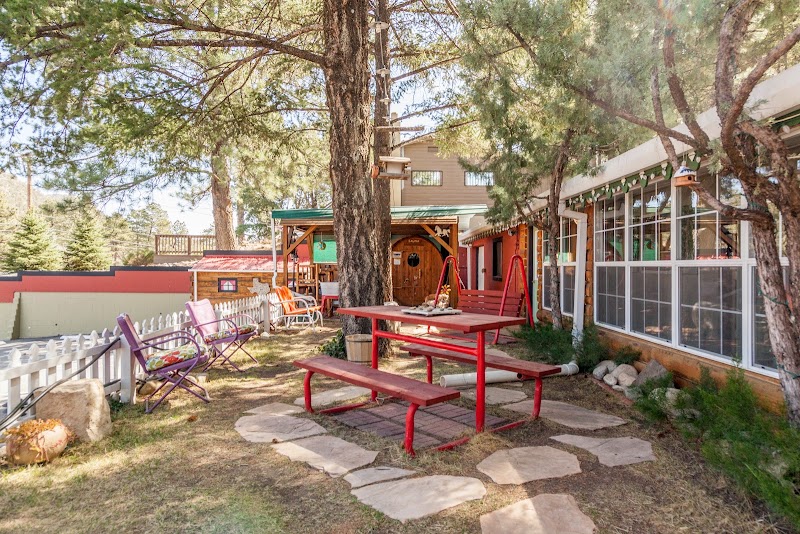 Sitzmark Chalet Inn - Event Venue in Ruidoso, New Mexico