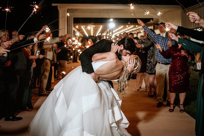 Simpson Lakes - Event Venue in Dade City, Florida