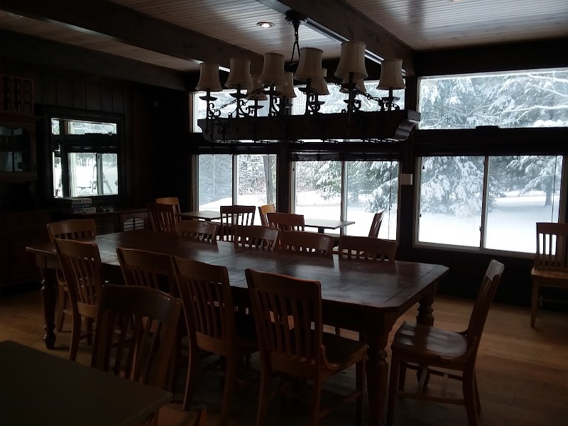 Christmas Tree Inn - Event Venue in Warren, Vermont