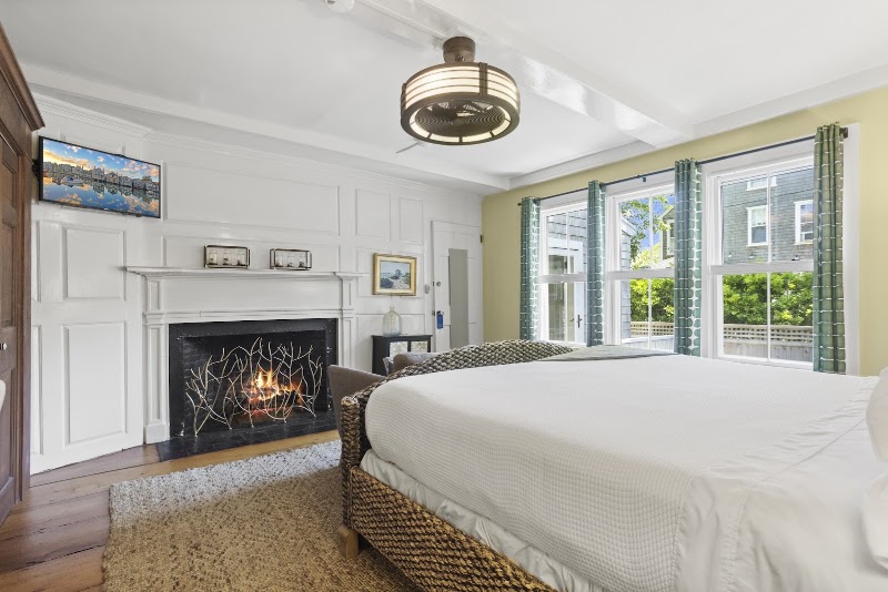 Carlisle House Inn - Event Venue in Nantucket, Massachusetts
