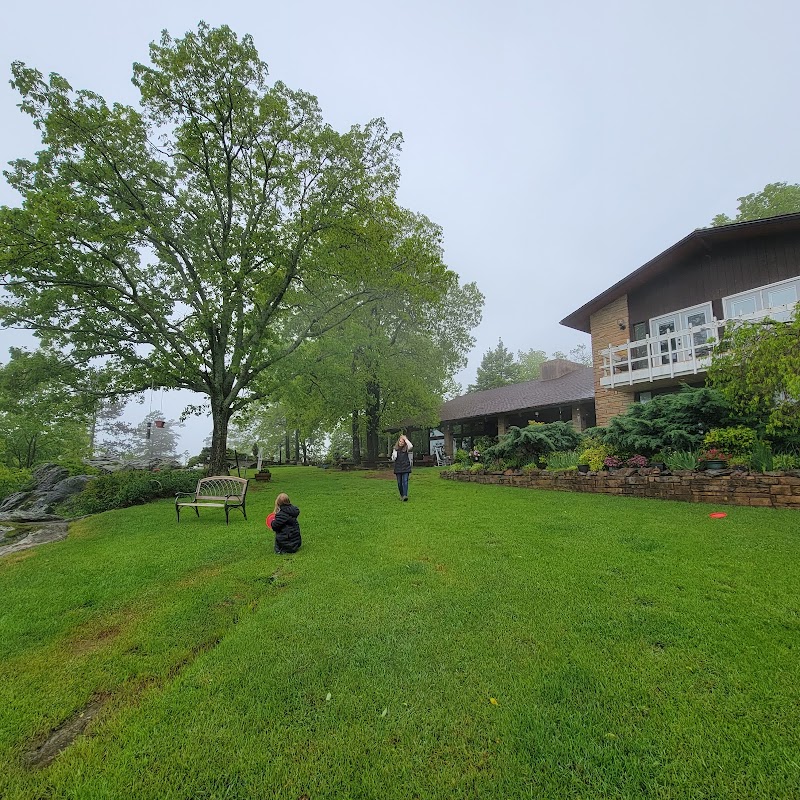 The Secret Bed and Breakfast Lodge - Event Venue in Leesburg, Alabama