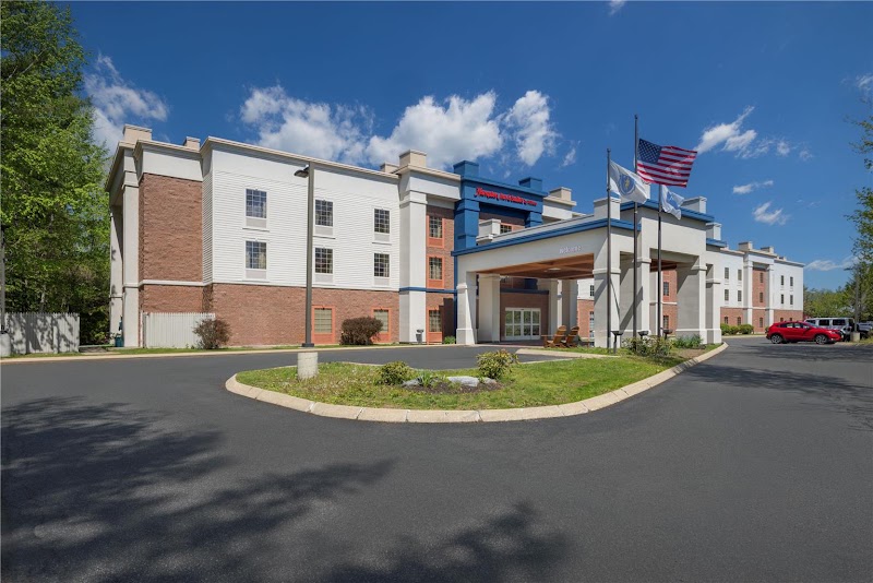Hampton Inn & Suites Berkshires-Lenox - Event Venue in Lenox, Massachusetts