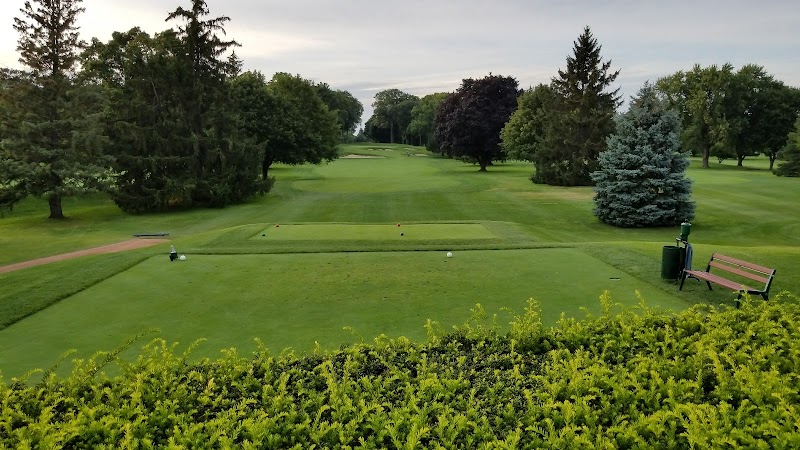 Maple Bluff Country Club - Event Venue in Madison, Wisconsin