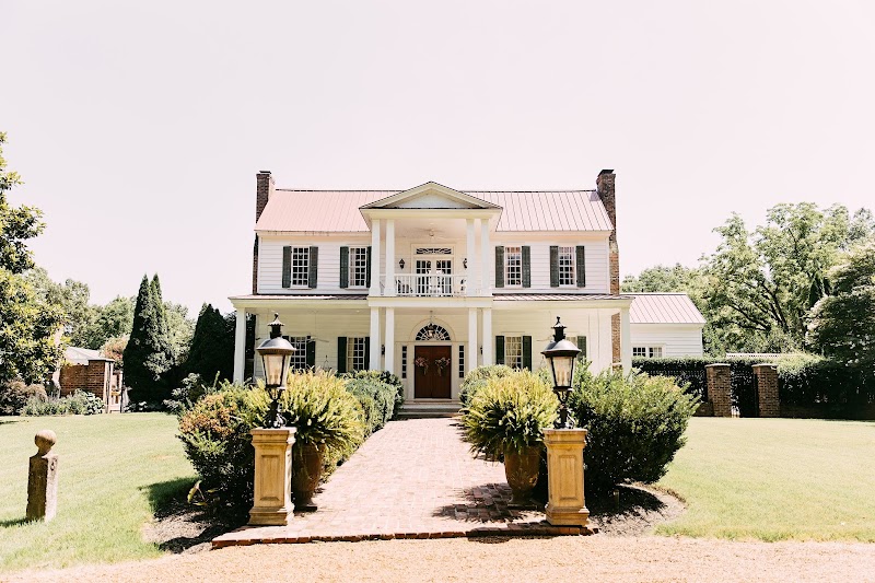 Heartwood Hall - Event Venue in Rossville, Tennessee