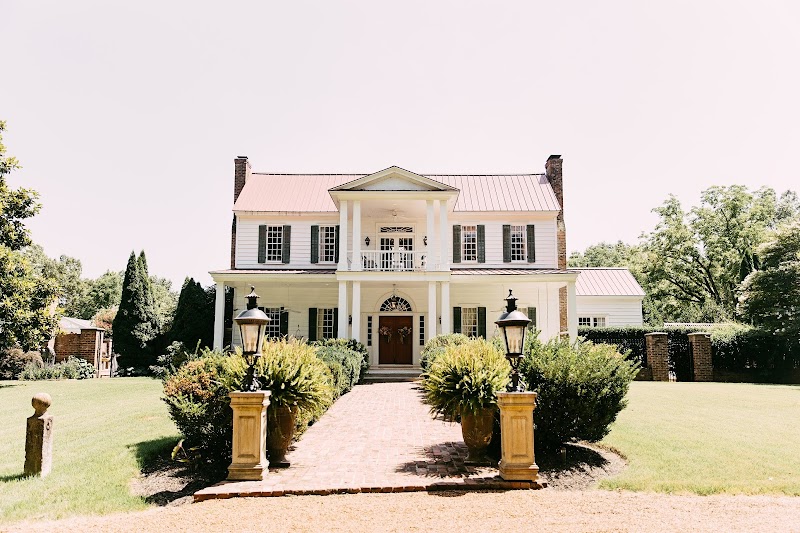 Heartwood Hall - Event Venue in Rossville, Tennessee