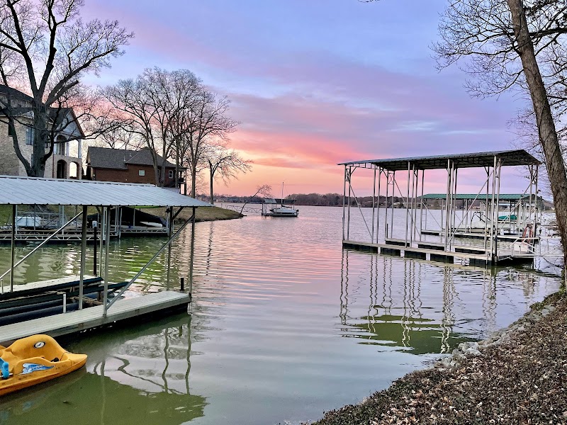 Sandy Cove Lake House - Event Venue in Nashville, Tennessee