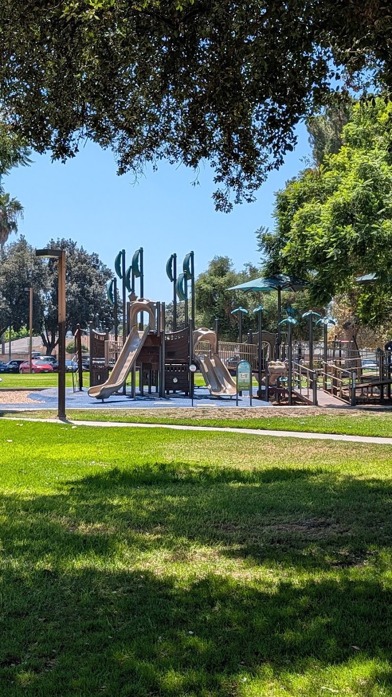 Cameron Park Community Center - Event Venue in West Covina, California