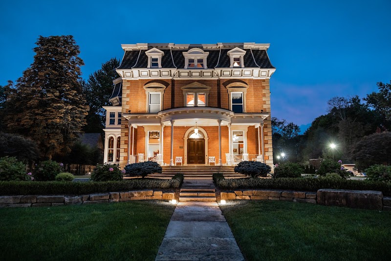 Steele Mansion Inn & Gathering Hub - Event Venue in Painesville, Ohio